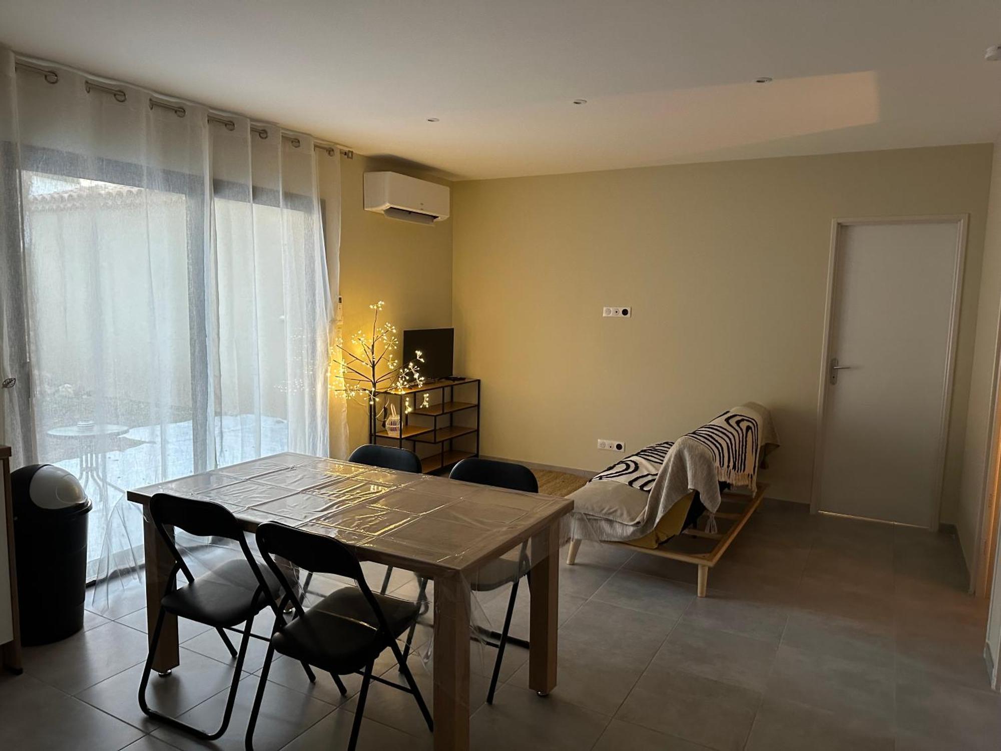 Maison T3 Dans Un Village Calme Saint-Mitre-les-Remparts Esterno foto